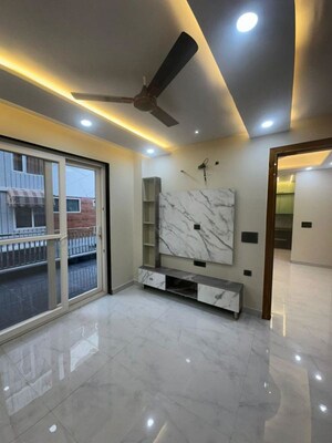 Living Room in 3.5 BHK Builder Floor at Sector 8 Dwarka – for Rent