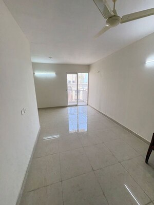 2 BHK Apartment For Rent in Signature The Millennia 3, Sector 37d