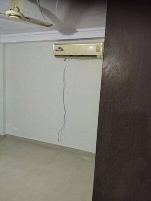 Room in 3 BHK Builder Floor at Kay Cee Pavilion, Sector 10 Dwarka – for Rent