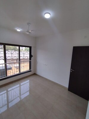 Room in 3 BHK Apartment at Mahindra Alcove, Chandivali – for Rent