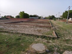 Plot For Sale in Jankipuram Vistar