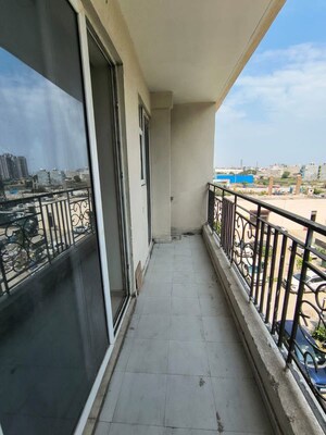 2 BHK Apartment For Rent in Signature The Millennia 2, Sector 37d