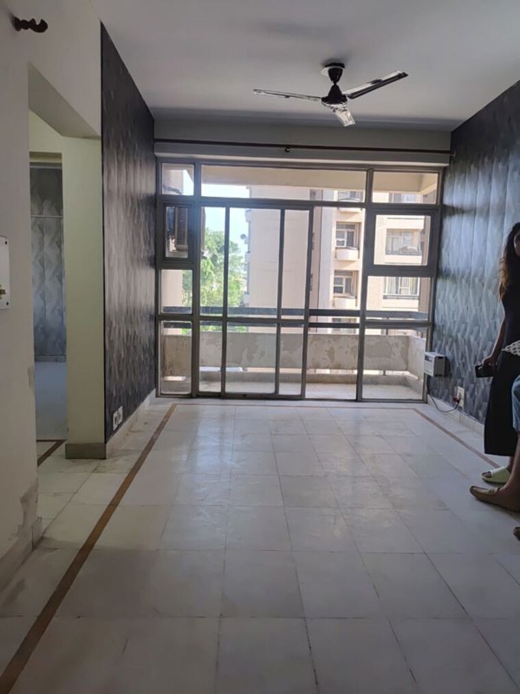 Room, ansal-sushant-estate 1 Bedroom 800 Sq.Ft. Apartment In Sector 52 Gurgaon 10399274