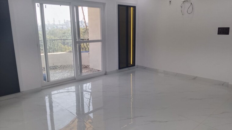 Room, sector 6 dwarka 3 Bedroom 2000 Sq.Ft. Apartment In Sector 6 Dwarka Delhi 10399271