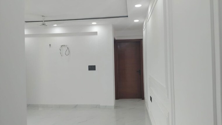 Room, sector 6 dwarka 3 Bedroom 2000 Sq.Ft. Apartment In Sector 6 Dwarka Delhi 10399271