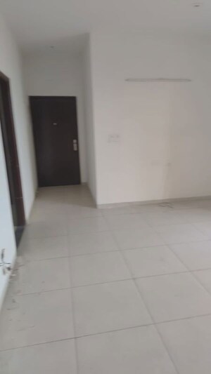 Room in 4 BHK Apartment at Sushma Grande Nxt, Lohgarh – for Rent