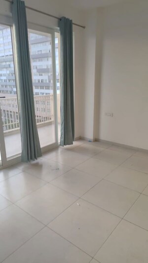Room in 4 BHK Apartment at Sushma Grande Nxt, Lohgarh – for Rent
