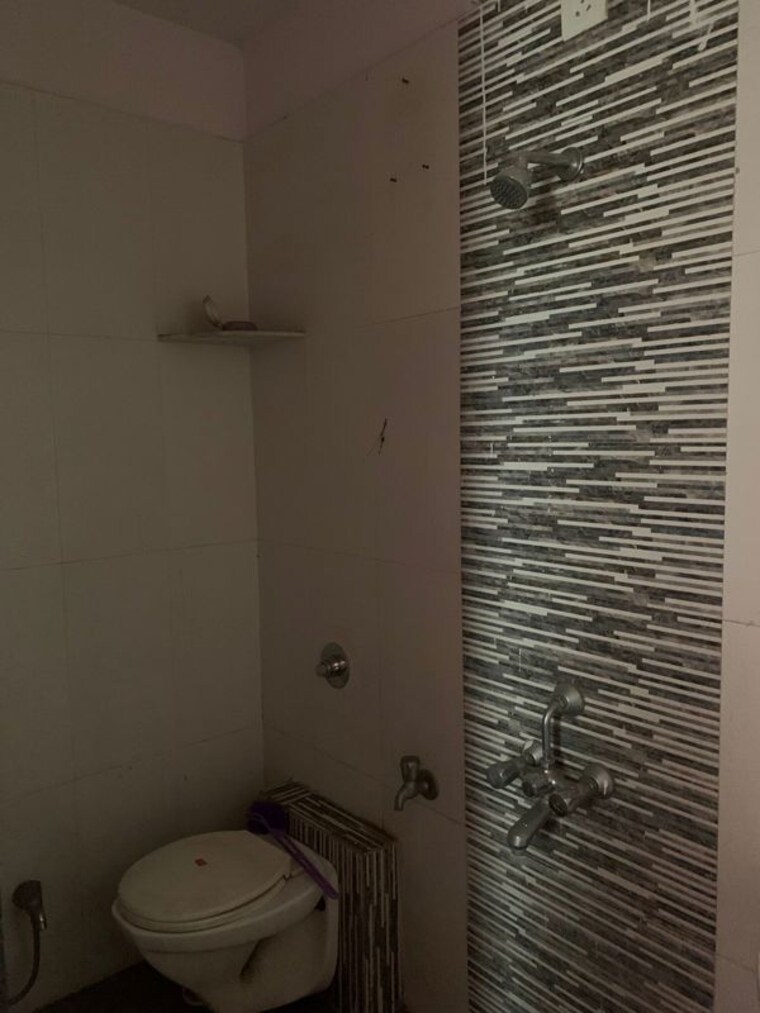 Bathroom, vaishnavi-park-kharadi 2 Bedroom 1040 Sq.Ft. Apartment In Chandan Nagar Pune 10399294