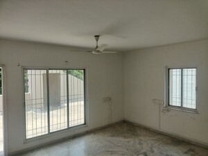 Room in 2 BHK Apartment at Abhimanshree Society, Pashan – for Rent