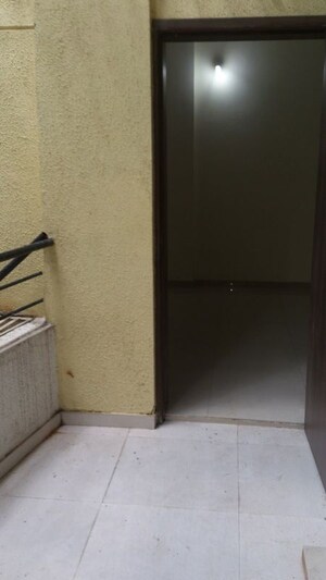 Balcony in 3 BHK Apartment at Mayur Colony – for Rent