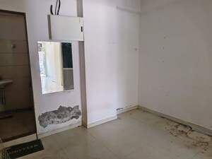  Shop – Exterior View View at Gota - for Rent