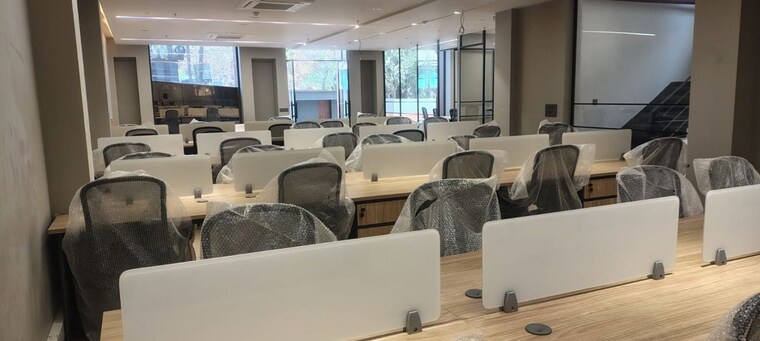 Team Area, sector 6 Commercial Office Space 2000 Sq.Ft. In Sector 6 Noida 10399356