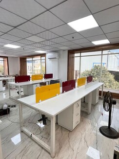 Office Space For Rent in Sector 16