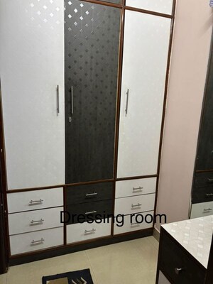 Furnished Amenities in 5 BHK Builder Floor at Vaishali Apartments, Ramprastha Greens – for Sale