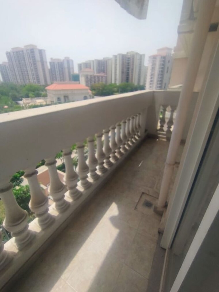 Balcony, dlf-regal-gardens 3 Bedroom 1820 Sq.Ft. Apartment In Sector 90 Gurgaon 10399403