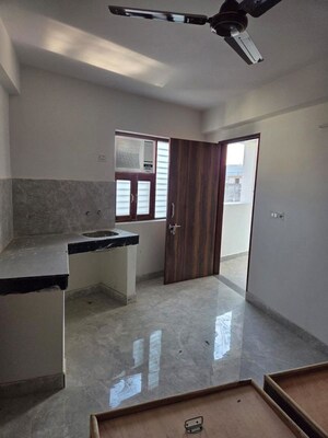 Living Room in 1 RK Independent House at Dlf City Phase 3 – for Rent