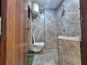 Bathroom in 2 BHK Builder Floor at Palm Residency Chhatarpur, Chattarpur – for Rent