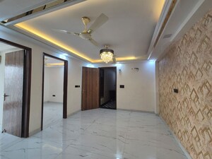 Room in 2 BHK Builder Floor at Palm Residency Chhatarpur, Chattarpur – for Rent