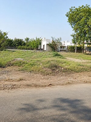  Land For Rent in Sanand