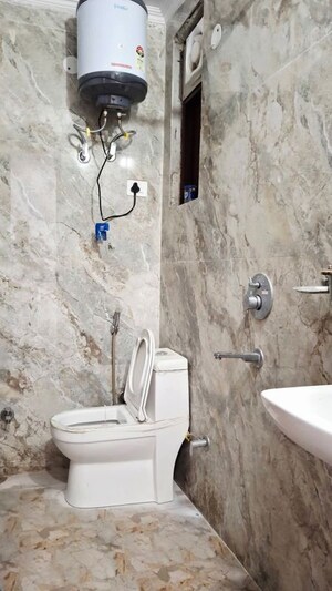 Bathroom in 1 BHK Builder Floor at Saket – for Rent