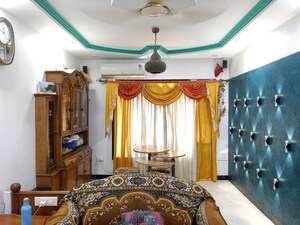 Bedroom in 3 BHK Apartment at Mulund West – for Sale