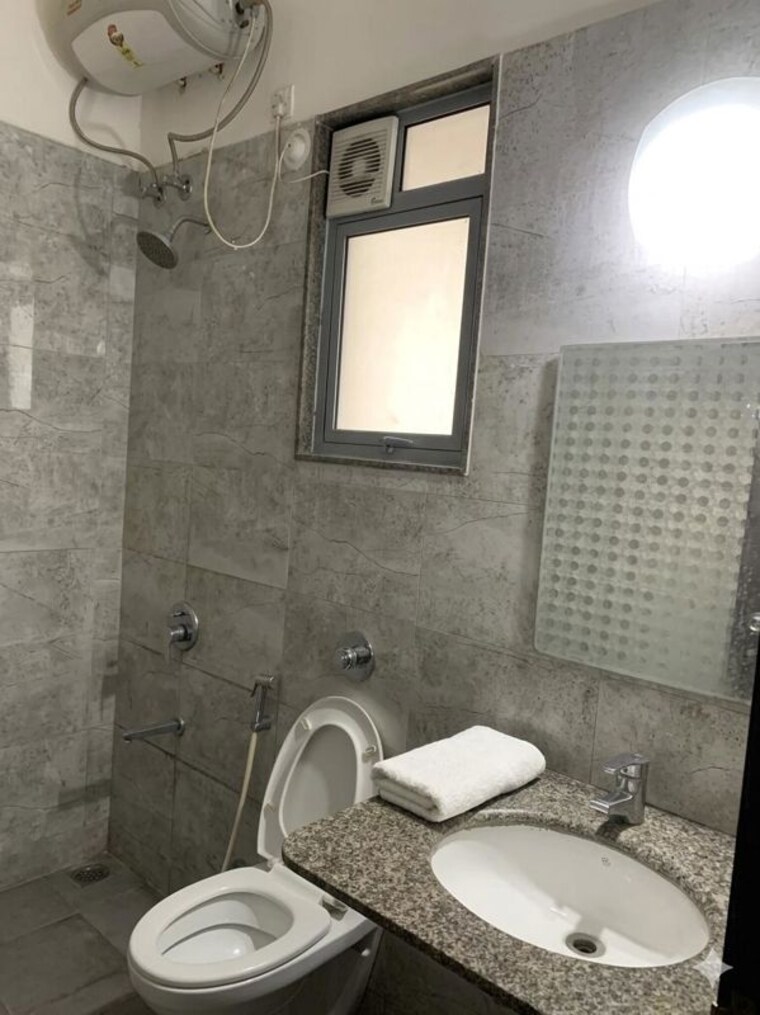 Bathroom, kumar-parc-residences 2 Bedroom 850 Sq.Ft. Apartment In Hadapsar Pune 10399495