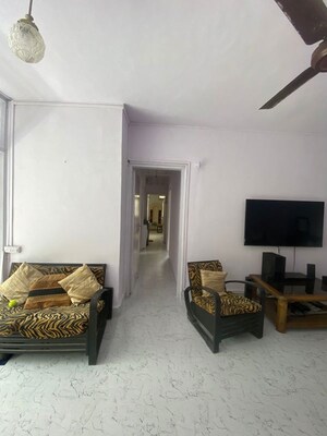 Living Room in 3 BHK Apartment at Nariman Point – for Sale