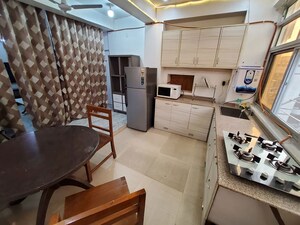 Team Area in 3 BHK Apartment at Sector 6 Dwarka – for Rent