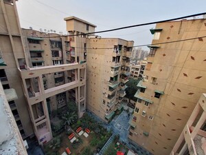 Master Plan in 3 BHK Apartment at Sector 6 Dwarka – for Rent