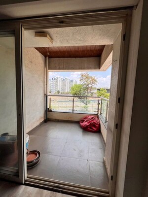 Furnished Amenities in 3 BHK Apartment at Kundan Grand Stand, Kothrud – for Rent