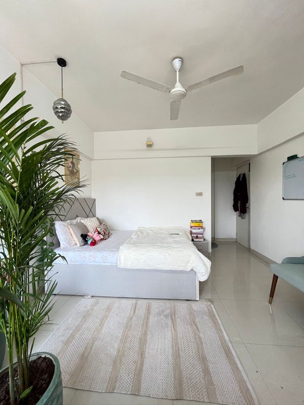 2.5 BHK Apartment For Rent in Runwal Elegante