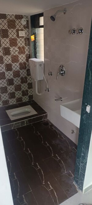 Team Area in 2 BHK Apartment at Navare Nagar – for Rent