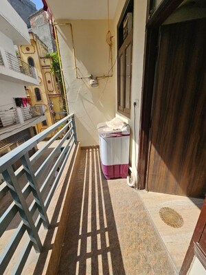 Balcony in 1 BHK Builder Floor at Palm Residency Chhatarpur, Chattarpur – for Rent