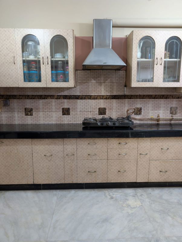 1 BHK + Study Room Apartment For Rent in DLF City Phase 3