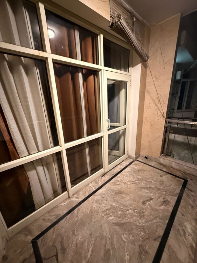 Balcony, sector 10 dwarka 4 Bedroom 2500 Sq.Ft. Apartment In Sector 10 Dwarka Delhi 10399559