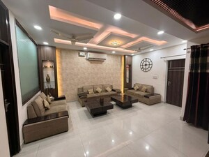 Living Room in 4 BHK Apartment at Sector 10 Dwarka – for Rent