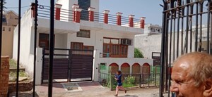 4 BHK Independent House – Exterior View View at New Palam Vihar Phase 1 - for Rent