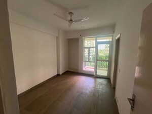 Room in 2 BHK Apartment at Gaur City 2 - 16th Avenue, Sector 16c Greater Noida – for Sale