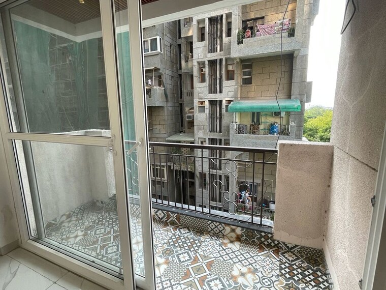 Balcony, sector 10 dwarka 3 Bedroom 1800 Sq.Ft. Apartment In Sector 10 Dwarka Delhi 10399605