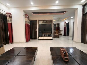 Living Room in 3 BHK Apartment at Sector 10 Dwarka – for Rent