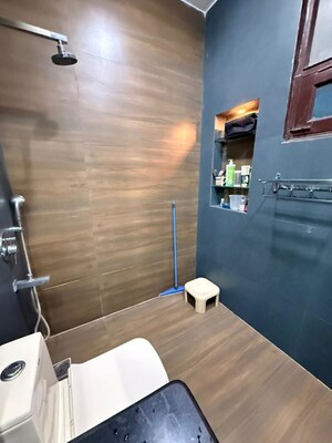 Bathroom in 3 BHK Apartment at Sector 10 Dwarka – for Rent