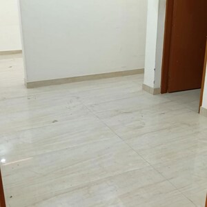 Room in 3 BHK Apartment at Sector 10 Dwarka – for Rent
