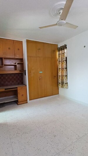 Living Room in 3 BHK Apartment at Sector 10 Dwarka – for Rent