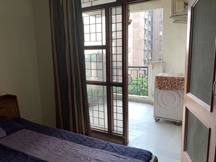 Room, jawahar nagar 3 Bedroom 1800 Sq.Ft. Apartment In Jawahar Nagar Delhi 10399623