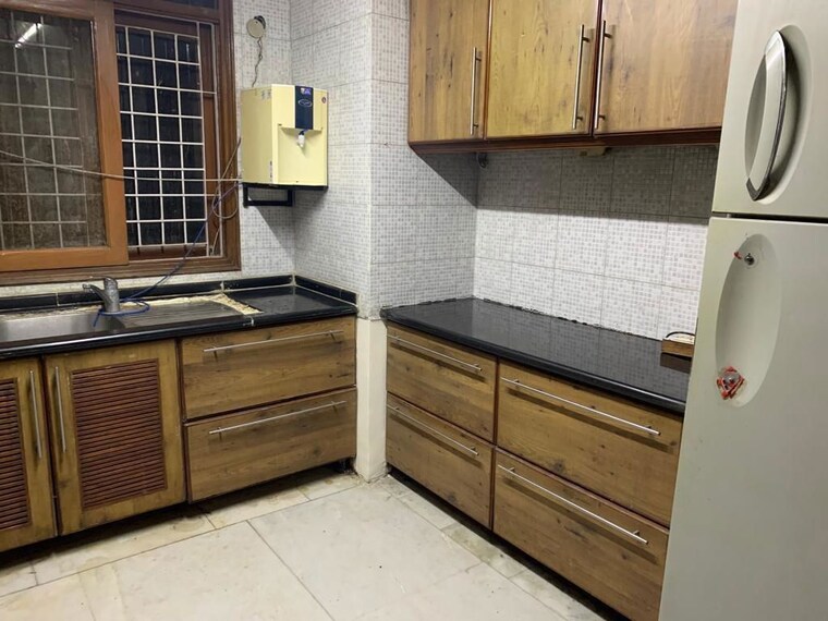 Kitchen, jawahar nagar 3 Bedroom 1800 Sq.Ft. Apartment In Jawahar Nagar Delhi 10399623