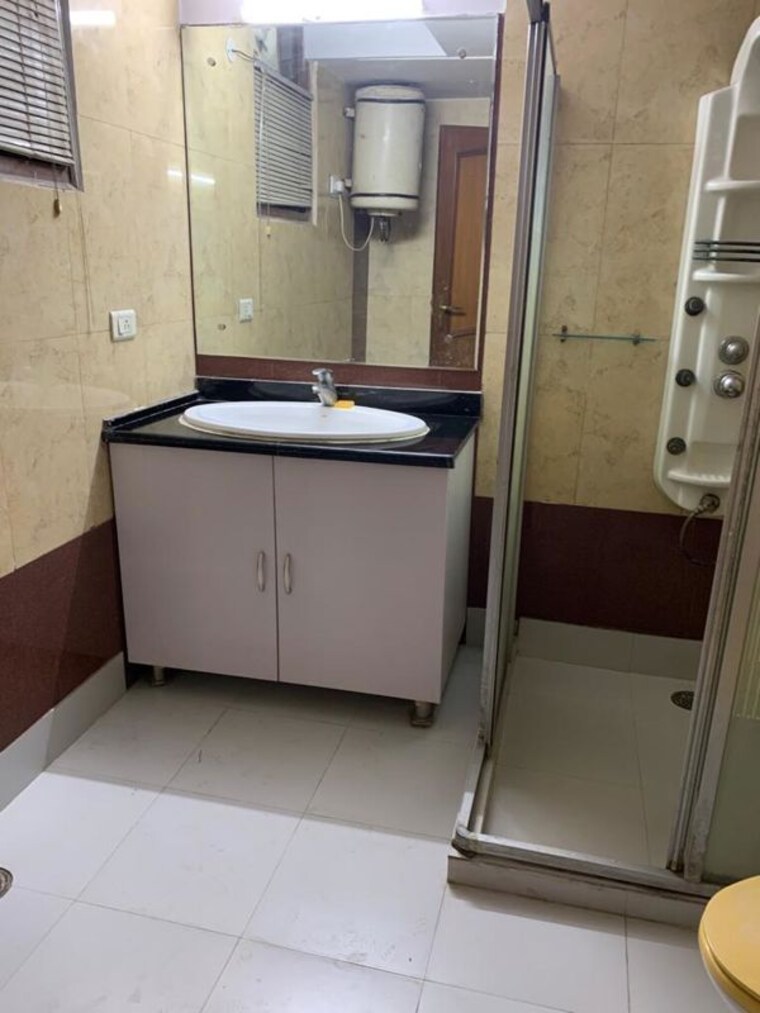 Kitchen, jawahar nagar 3 Bedroom 1800 Sq.Ft. Apartment In Jawahar Nagar Delhi 10399623