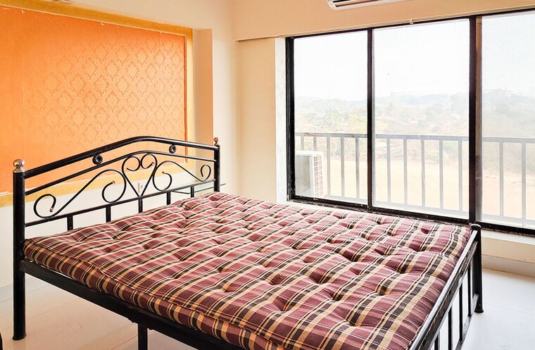 Bedroom, goregaon east Pg For Boys In Goregaon East 10399688