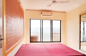 Room in  Pg at Goregaon East – for Rent