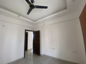Room in 4 BHK Apartment at ATS Le Grandiose, Sector 150 – for Rent