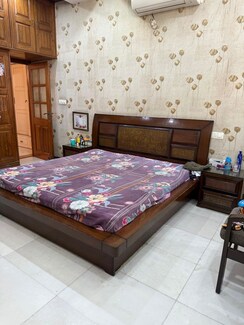 3 BHK + Study Room Independent House For Rent in Sector 21